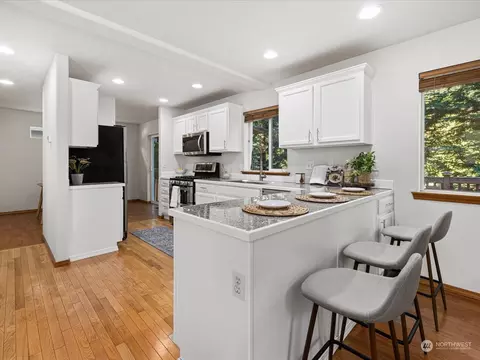 Kitchen - 13414 11th Pl W, Everett, WA 98204 photo 2 of 6