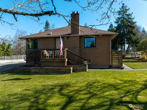 3556 SW 98th St, Seattle, WA 98126