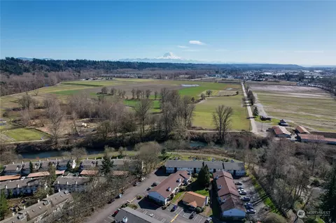 1872 Central Pl S #H90, Kent, WA 98030