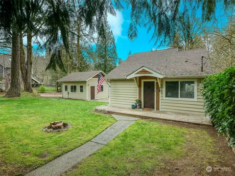 15858 SE 116th St, Renton, WA 98059