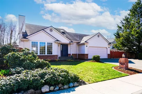 3310 Spring Pl, Enumclaw, WA 98022