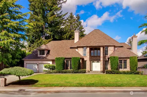 17312 SE 47th St, Bellevue, WA 98006