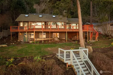 2744 N Nugent Rd, Lummi Island, WA 98262