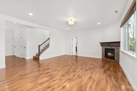 12301 20th St E, Edgewood, WA 98372 photo 4