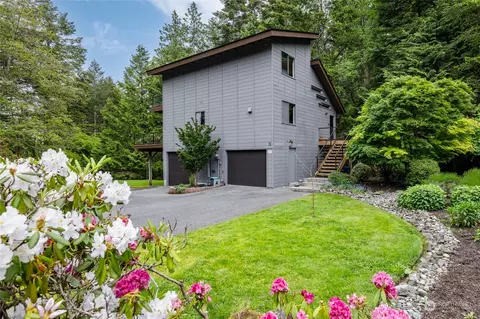 3 Kootenai Pl, La Conner, WA 98257