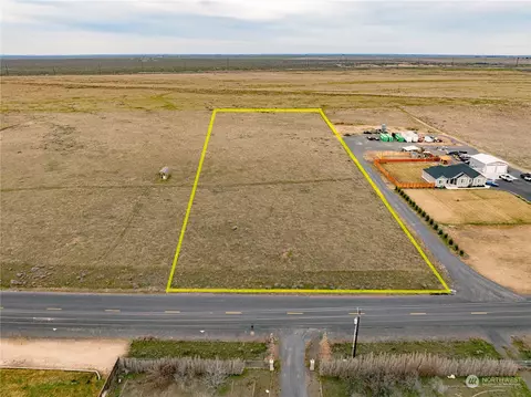 9307 NE Neppel Rd, Moses Lake, WA 98837
