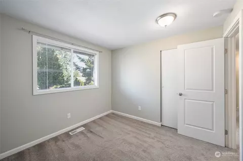 Other - 18 SW 77th Pl, Everett, WA 98203 photo 15 of 19