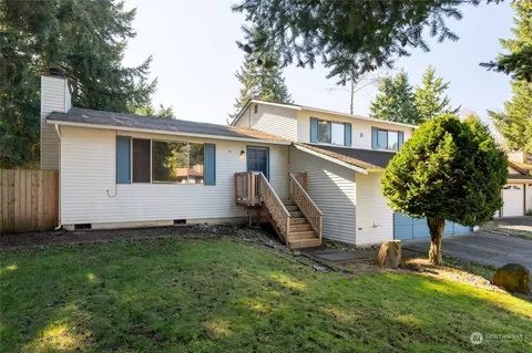 Exterior - 18 SW 77th Pl, Everett, WA 98203 photo 3 of 10
