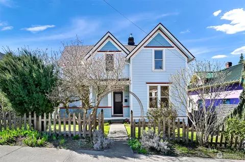 1453 Franklin St, Bellingham, WA 98225