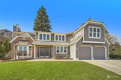 4637 176th Ave SE, Bellevue, WA 98006