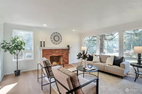 Living - 22625 57th Ave SE, Bothell, WA 98021 photo 1 of 1