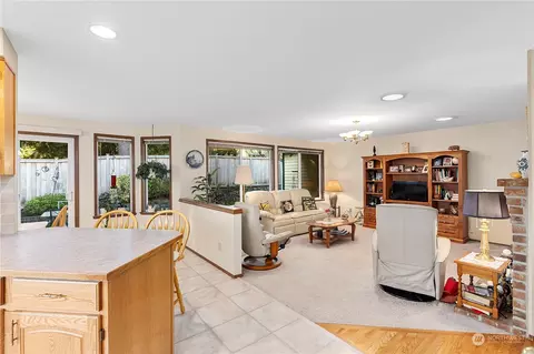 606 225th Pl SE, Bothell, WA 98021 photo 5