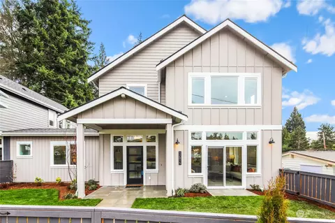 12815 NE 95th St, Kirkland, WA 98033