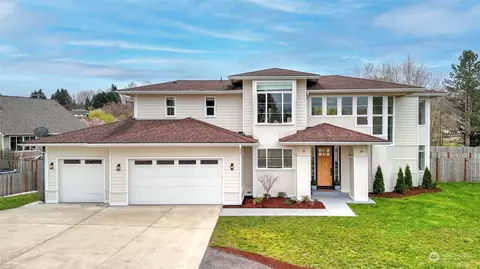 1131 14th St SW, Puyallup, WA 98371