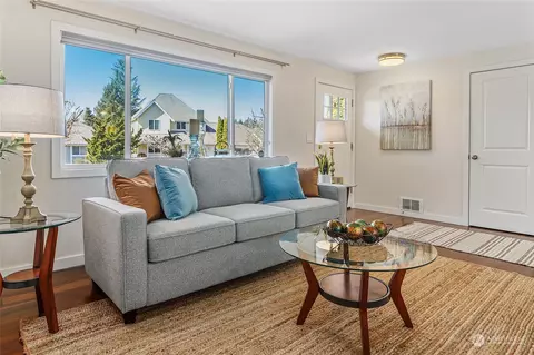 Living - 22605 13th Pl W, Bothell, WA 98021 photo 3 of 5