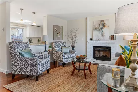 Living - 22605 13th Pl W, Bothell, WA 98021 photo 4 of 5