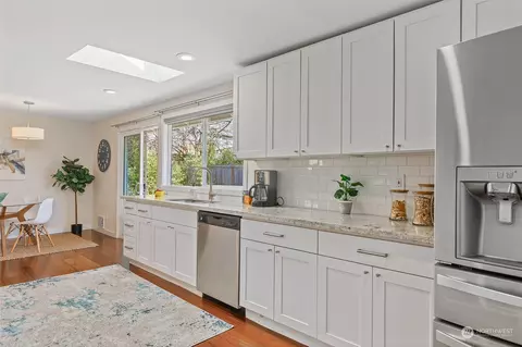 Kitchen - 22605 13th Pl W, Bothell, WA 98021 photo 3 of 6