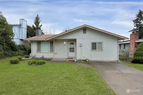916 S 84th St, Tacoma, WA 98444