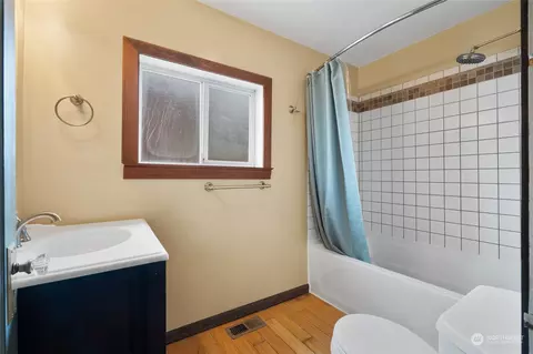 4626 S 3rd Ave, Everett, WA 98203 photo 5