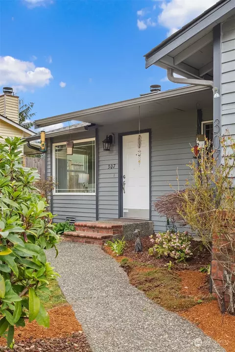 307 106th St SE, Everett, WA 98208 photo 3
