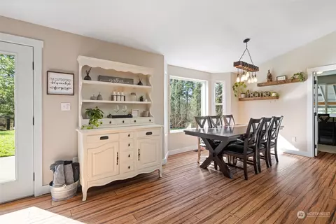 Dining - 36225 307th Ave SE, Enumclaw, WA 98022 photo 1 of 1