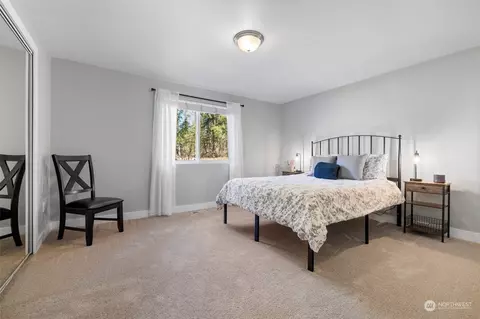 Bedroom - 36225 307th Ave SE, Enumclaw, WA 98022 photo 4 of 4