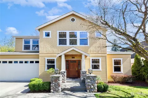 3114 92nd Ave NE, Clyde Hill, WA 98004