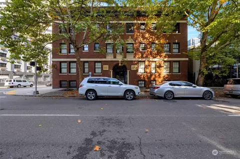 2132 5th Ave #307, Seattle, WA 98121