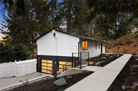 515 SW Ellerwood St, Issaquah, WA 98027
