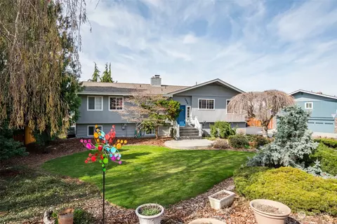 1560 N Ashland Ave, East Wenatchee, WA 98802