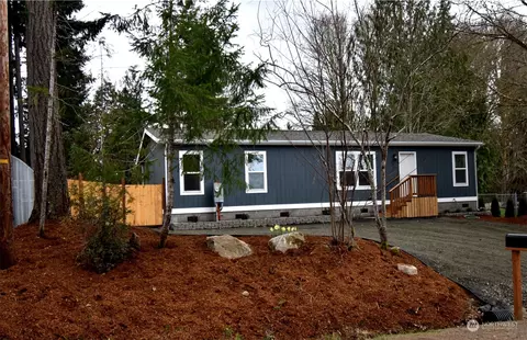 131 E Greenwood Ln, Shelton, WA 98584