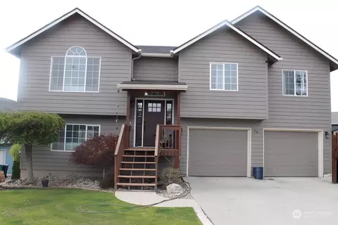 716 S Lexington Pl, East Wenatchee, WA 98802