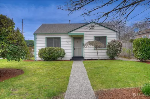 1048 S Howard St, Tacoma, WA 98465