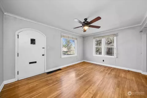 3818 E 9th Ave, Spokane, WA 99202 photo 3