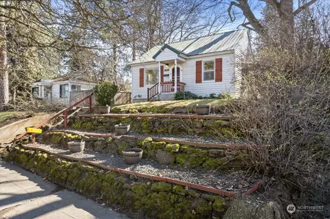 3818 E 9th Ave, Spokane, WA 99202 photo 1