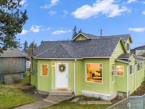 9002 S Yakima Ave, Tacoma, WA 98444