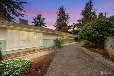 11003 Palatine Ave N, Seattle, WA 98133