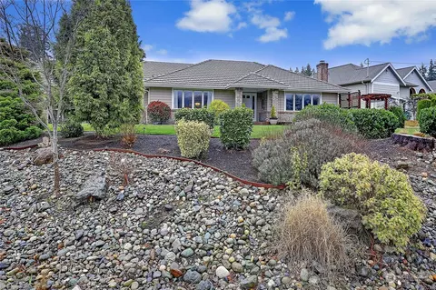 242 Lochwood Dr, Camano Island, WA 98282
