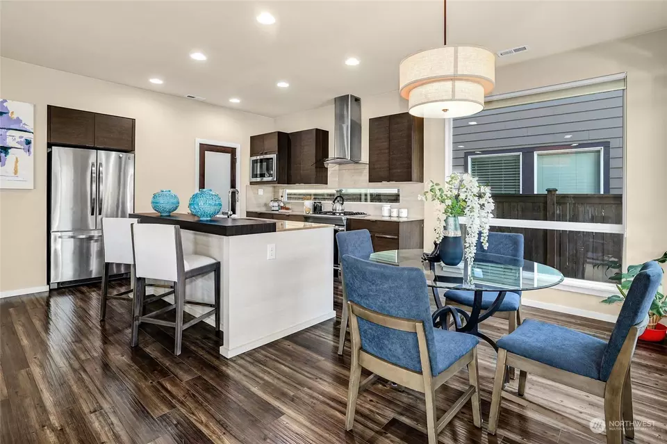 Dining - 17018 42nd Dr SE, Bothell, WA 98012 photo 2 of 2