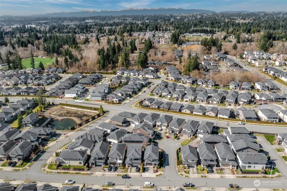 View/Area - 17018 42nd Dr SE, Bothell, WA 98012 photo 3 of 5