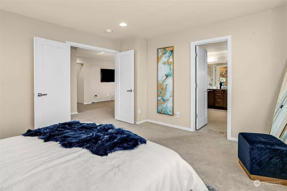 Bedroom - 17018 42nd Dr SE, Bothell, WA 98012 photo 2 of 3