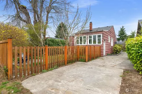 4231 S Bateman St, Seattle, WA 98118