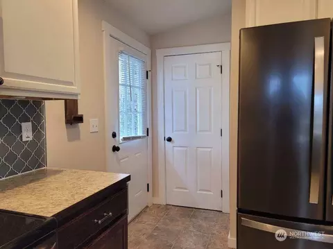 5002 S 3rd Ave, Everett, WA 98203 photo 11