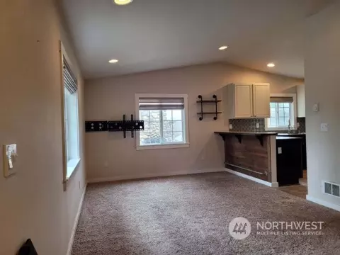 5002 S 3rd Ave, Everett, WA 98203 photo 6