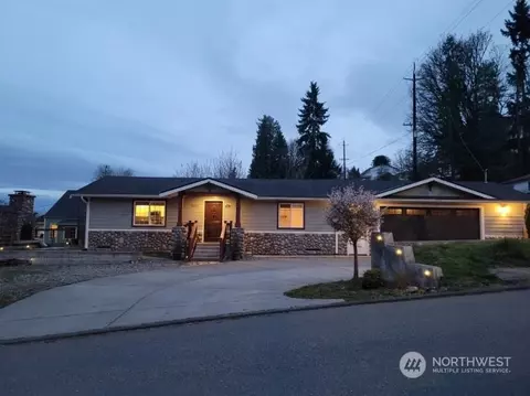 5002 S 3rd Ave, Everett, WA 98203