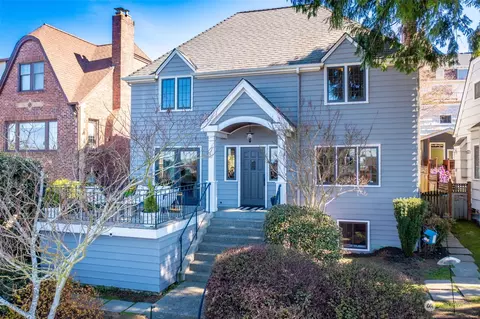 3842 46th Ave NE, Seattle, WA 98105