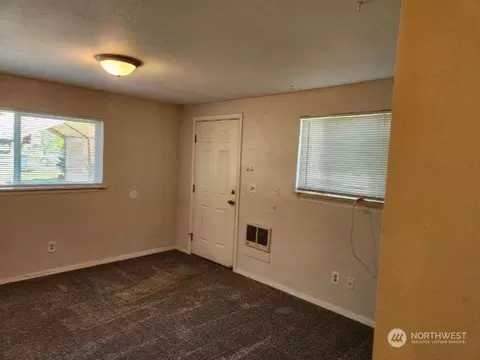 218 169th St E, Spanaway, WA 98387 photo 2