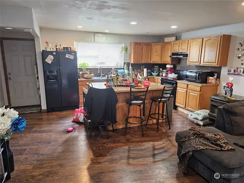 218 169th St E, Spanaway, WA 98387 photo 9