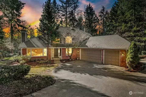 26301 SE 31st St, Sammamish, WA 98075
