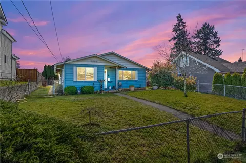 1666 S 44th St, Tacoma, WA 98418